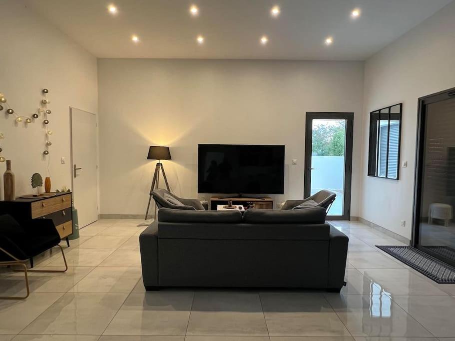 Maison Neuve De Standing 150 M2 Croix-Chapeau Bagian luar foto