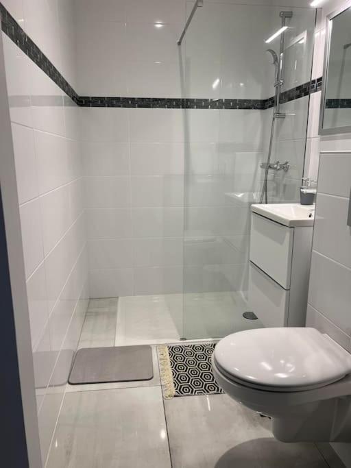 Maison Neuve De Standing 150 M2 Croix-Chapeau Bagian luar foto